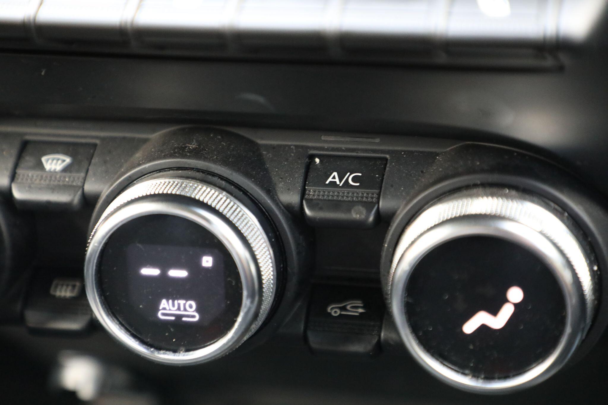 Large vehicle image